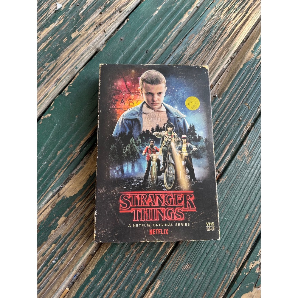 Stranger Things Season 1 Blu-ray DVD Target Exclusive VHS Style Box Set A4100